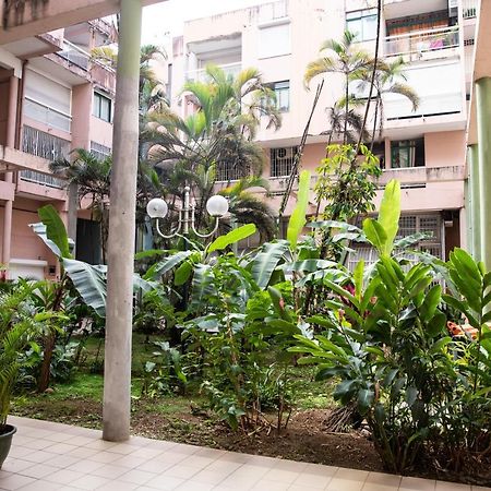 Boulevard Legitimus Pointe-a-Pitre  Bagian luar foto