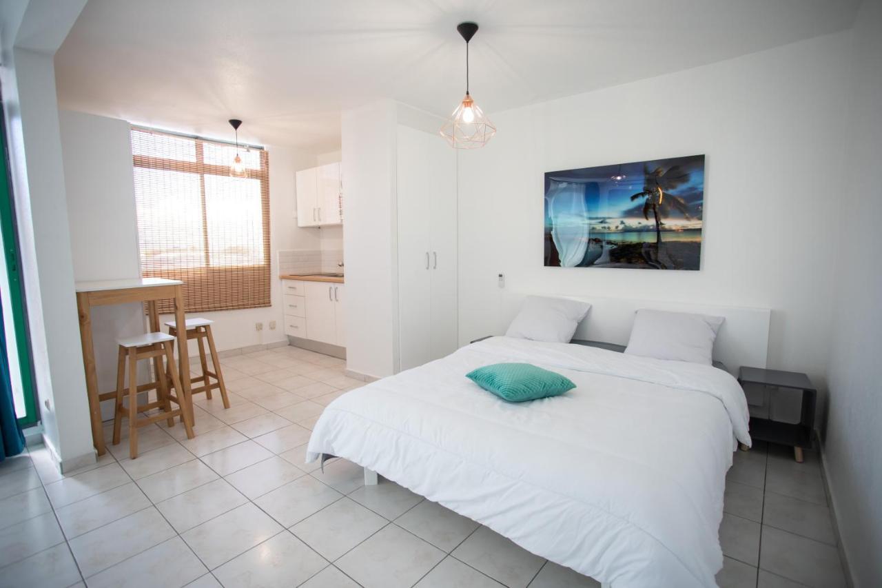 Boulevard Legitimus Pointe-a-Pitre  Bagian luar foto