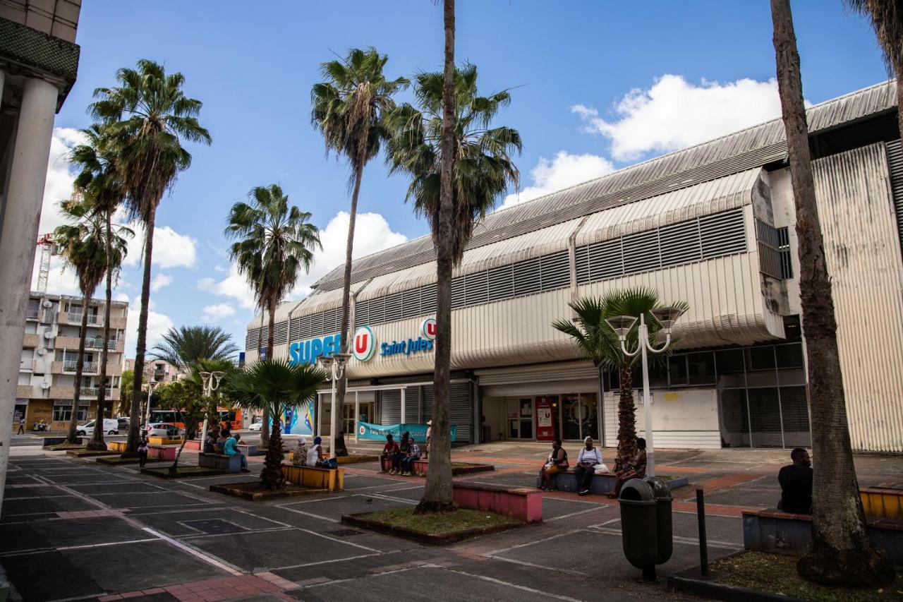 Boulevard Legitimus Pointe-a-Pitre  Bagian luar foto